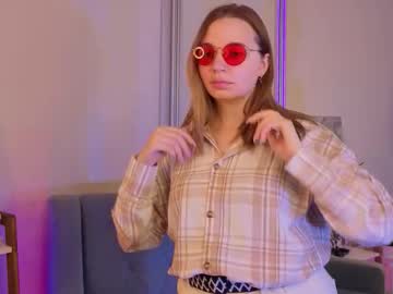 Riafluetsch December 06, 2025 Chaturbate stream image