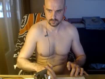 Chicocam1983 December 06, 2025 Chaturbate stream image