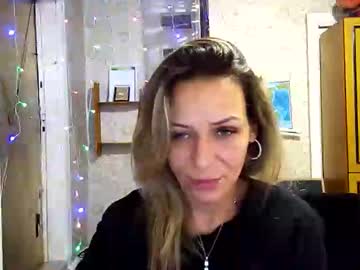 Krisred2 December 06, 2025 Chaturbate stream image