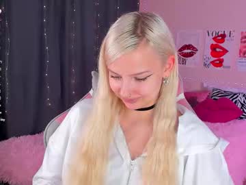 Murmurmiace December 07, 2025 Chaturbate stream image