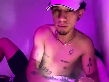 Papipeep222 December 07, 2025 Chaturbate stream image