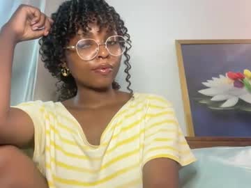 Ella_Laurel December 07, 2025 Chaturbate stream image