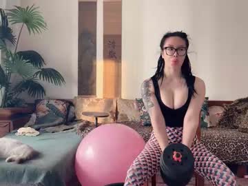Lingzi9333 December 08, 2025 Chaturbate stream image