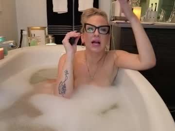 Mya_Milfshake December 08, 2025 Chaturbate stream image