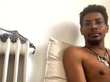 Fluyendoenmadrid December 08, 2025 Chaturbate stream image