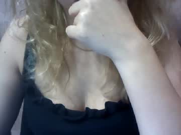 Riveramaureen December 09, 2025 Chaturbate stream image