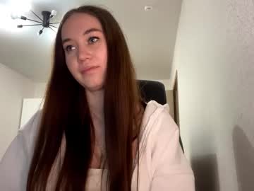 Luveniacamero December 09, 2025 Chaturbate stream image