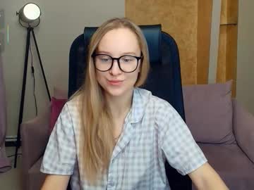 Nicolavanderbie December 09, 2025 Chaturbate stream image