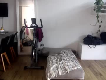 Mosh2 December 09, 2025 Chaturbate stream image