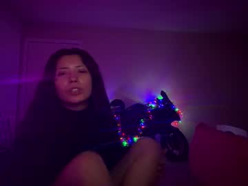 Petitelatinamama December 09, 2025 Chaturbate stream image