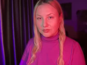 Hellyriddle December 10, 2025 Chaturbate stream image