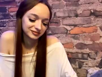 Lyndsayretort December 10, 2025 Chaturbate stream image