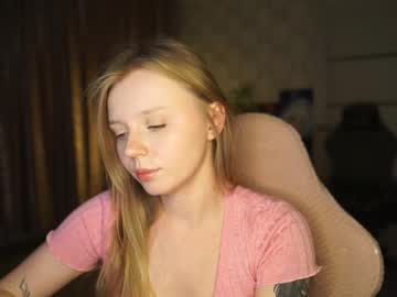 Holydumplings December 10, 2025 Chaturbate stream image