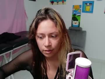 Hot_Mommymia stream photo from December 10, 2025