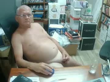 Beachboi4510 December 12, 2025 Chaturbate stream image