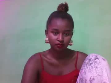 Olinah610 December 13, 2025 Chaturbate stream image