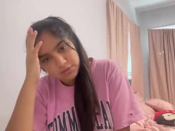 Latinamamii1121 December 13, 2025 Chaturbate stream image