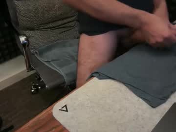 Bluegrey40 December 14, 2025 Chaturbate stream image