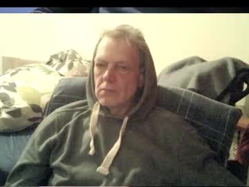 Bremer64 December 14, 2025 Chaturbate stream image