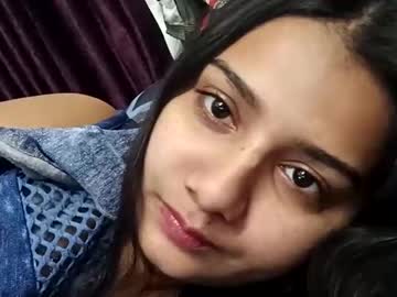 Cuddlemuffins_3110 December 14, 2025 Chaturbate stream image