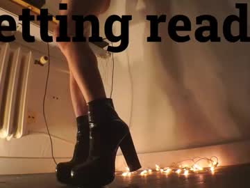 Shoes_Europe December 14, 2025 Chaturbate stream image