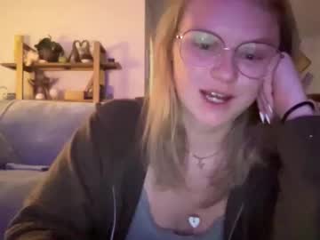 Madlymads December 15, 2025 Chaturbate stream image