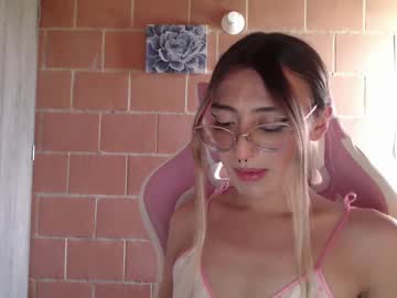 Andrea_Camila December 15, 2025 Chaturbate stream image