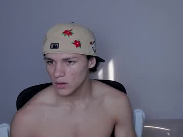 Laureent__ December 15, 2025 Chaturbate stream image