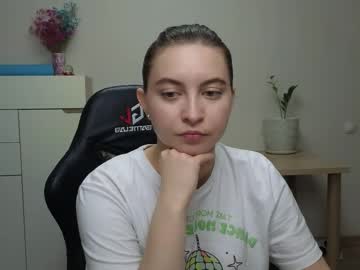 Alice_________________________ December 16, 2025 Chaturbate stream image