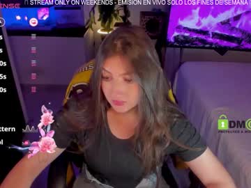 Khionebesset December 17, 2025 Chaturbate stream image