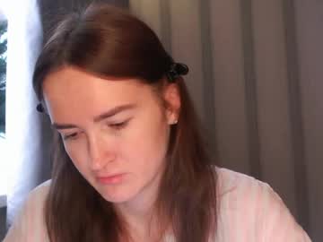 Pineapple__Mood December 17, 2025 Chaturbate stream image