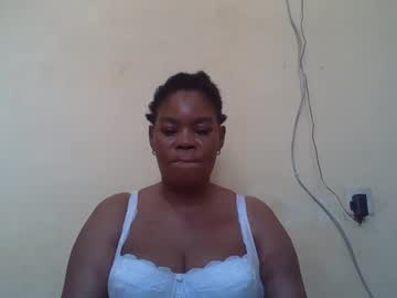 Sexydove2 stream photo from December 17, 2025