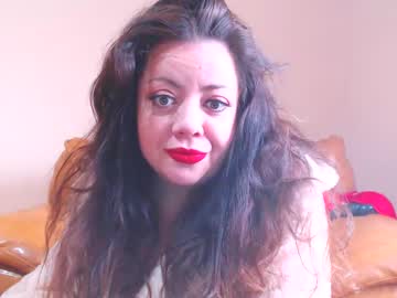 Luisahornydoll stream photo from December 17, 2025