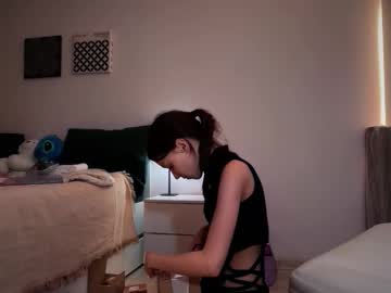 Monnymoonn December 17, 2025 Chaturbate stream image