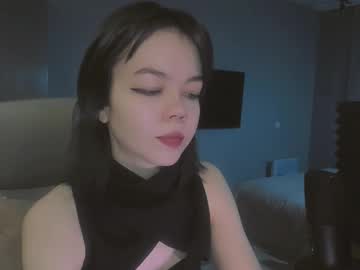 Quietluxury stream photo from December 17, 2025