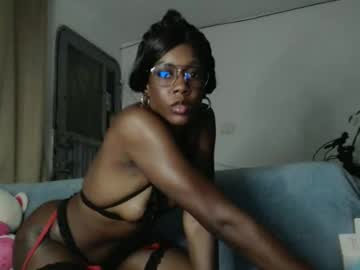 Lafalcaebony13 December 18, 2025 Chaturbate stream image