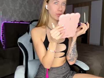 Fannydanbury December 18, 2025 Chaturbate stream image