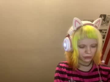 Evettezirin December 18, 2025 Chaturbate stream image