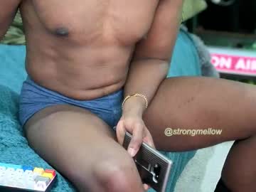 Strongmellow December 18, 2025 Chaturbate stream image
