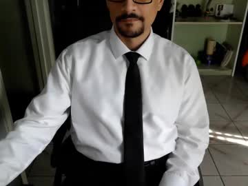 Luchilove69 December 18, 2025 Chaturbate stream image