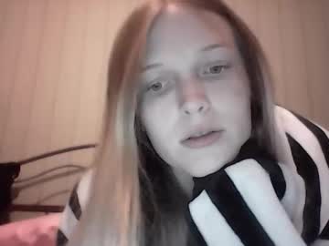 Deliciousgi69 December 18, 2025 Chaturbate stream image