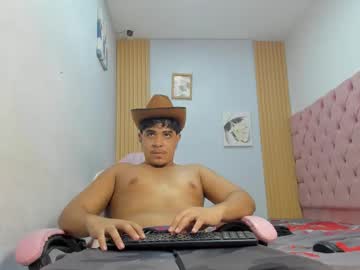 Darkalphax01 December 19, 2025 Chaturbate stream image