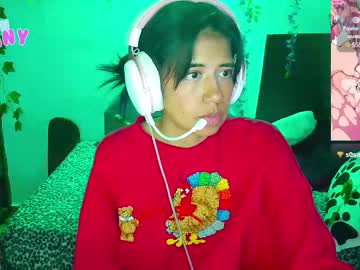 Roxanbunny stream photo from December 19, 2025