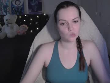 Little__Flowers December 19, 2025 Chaturbate stream image