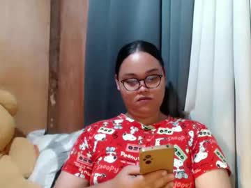 Urasian_Hotchix69 December 19, 2025 Chaturbate stream image