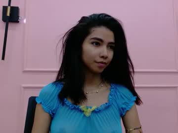 Luna_Roja25 December 19, 2025 Chaturbate stream image
