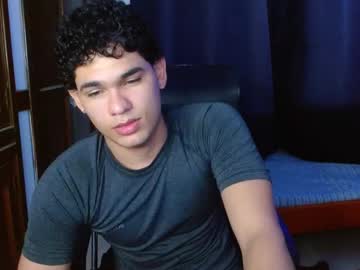 Zyrosxk December 21, 2025 Chaturbate stream image