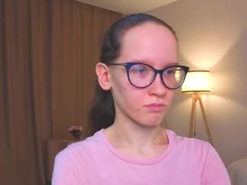 Lynettebails December 21, 2025 Chaturbate stream image