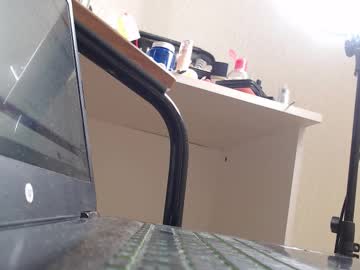 Slavik_Crush December 21, 2025 Chaturbate stream image
