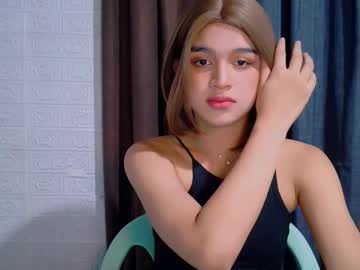 Lux_White December 21, 2025 Chaturbate stream image